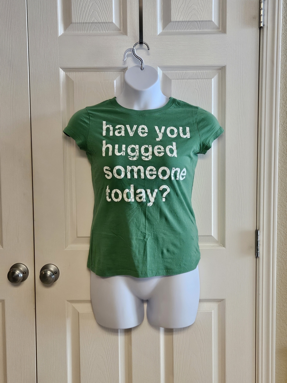 Red Camel - Green "have you hugged someone today?" Graphic Tee - Large